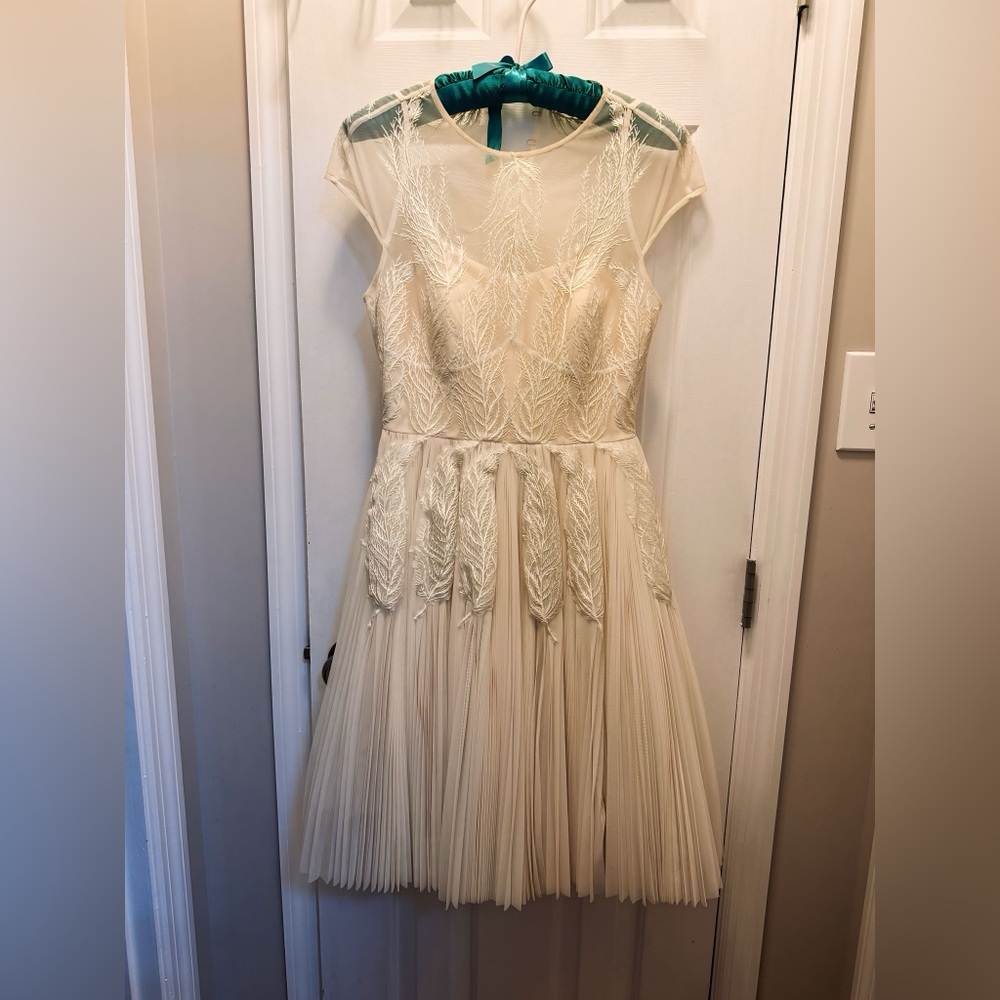 Ted Baker cocktail dress, size 4,NWT
